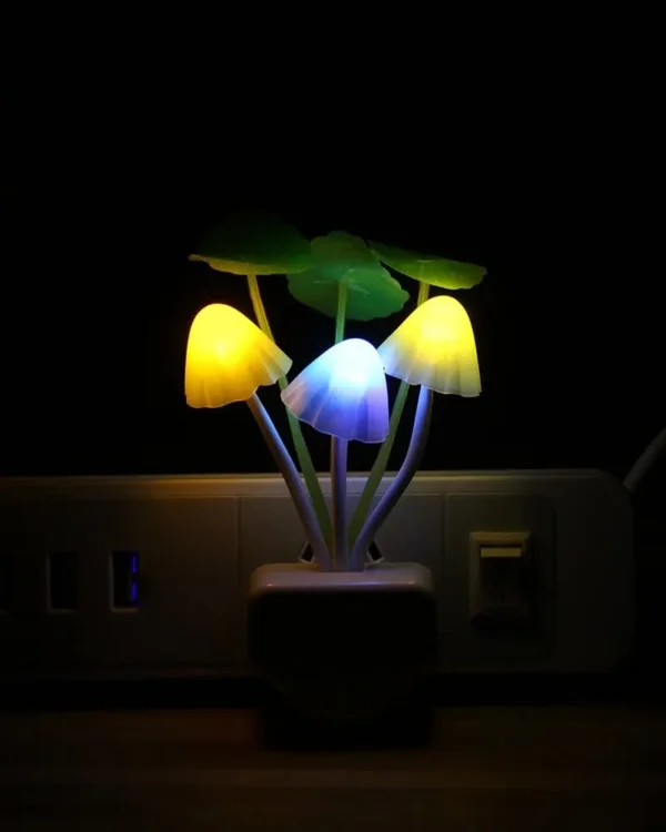 Color Changing LED Mushroom Night Light (Multicolor)